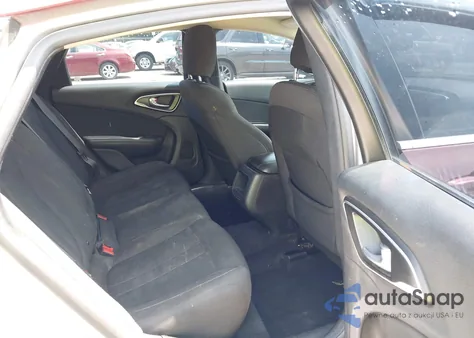 2016 Chrysler 200 Limited z USA, uszkodzony, nr VIN 1C3CCCAB0GN148978